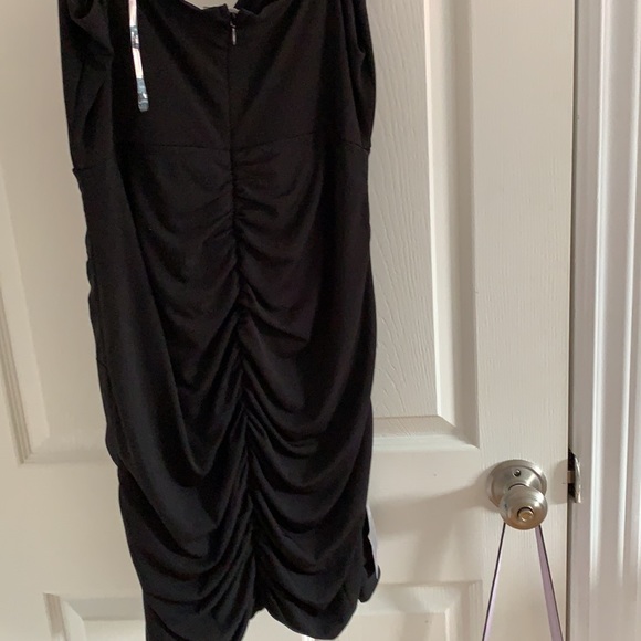 Le Chateau Cocktail Dress - Picture 4 of 5